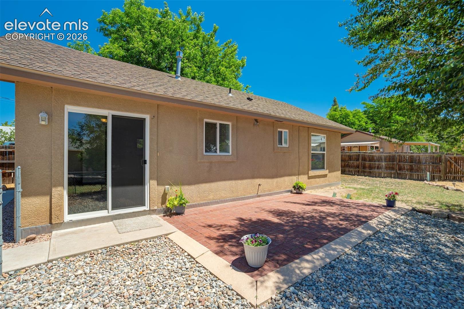 3025 Grandview Street, photo 2