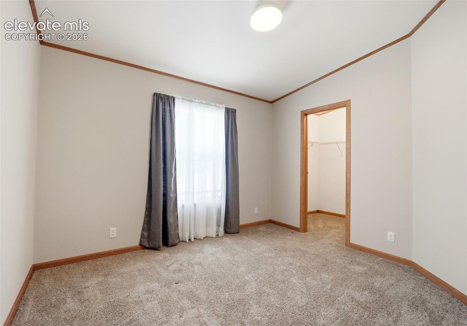 Listing photo 14 for 1581 Center Lane