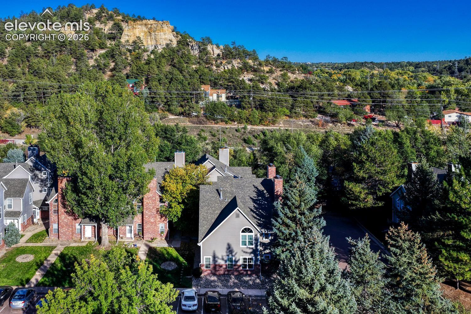 Listing photo 16 for 2121 Troy Court