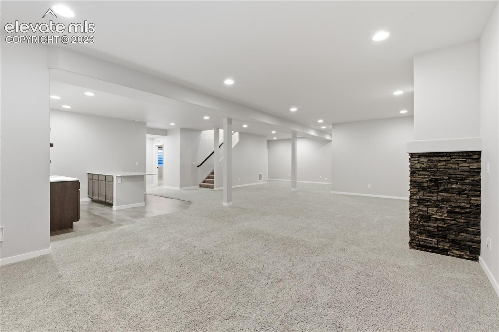 Listing photo 34 for 1878 Walnut Creek Court