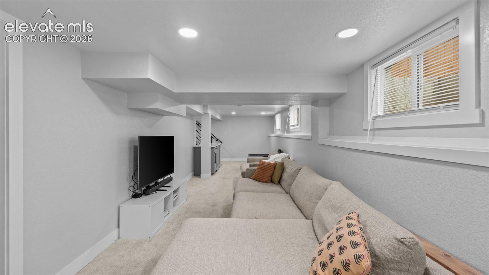 Listing photo 24 for 1380 Trenton Street