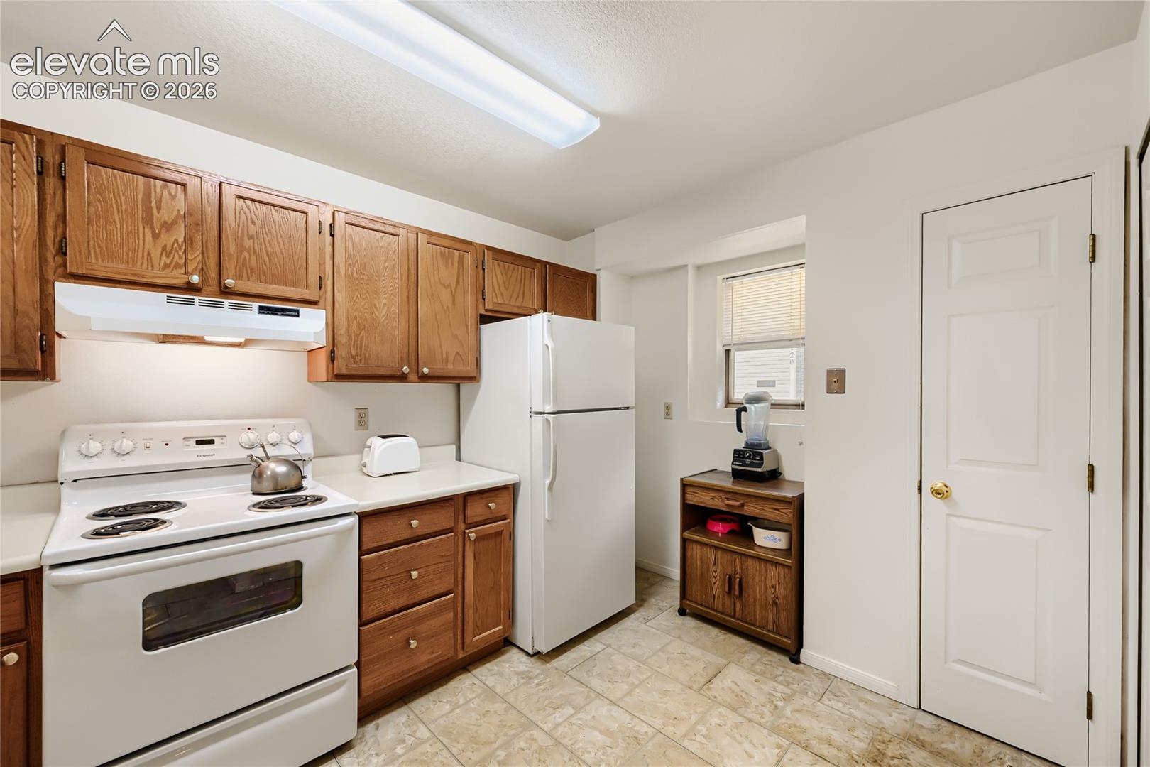 Listing photo 16 for 116 Manitou Place