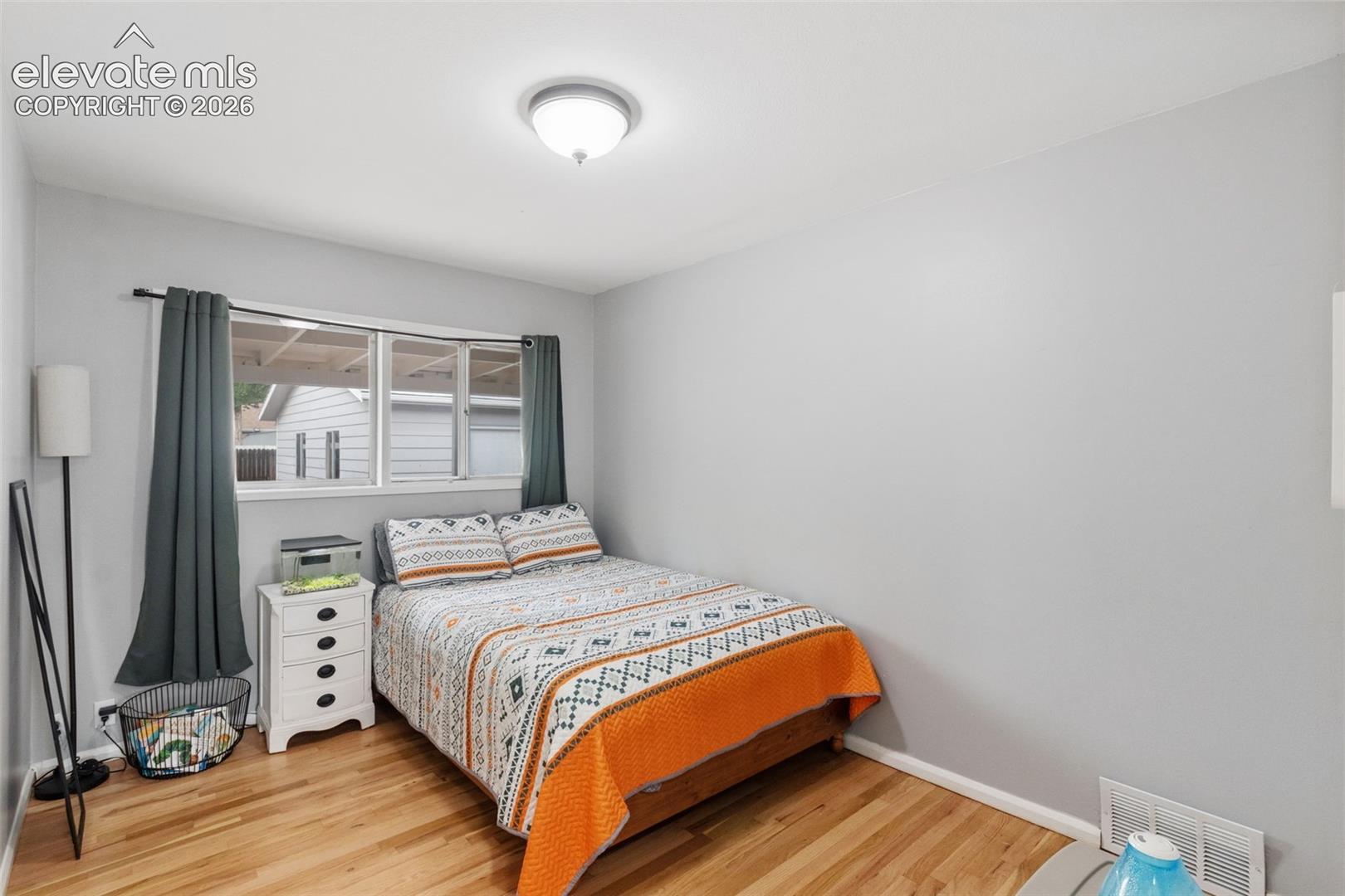 Listing photo 20 for 1138 Florence Avenue