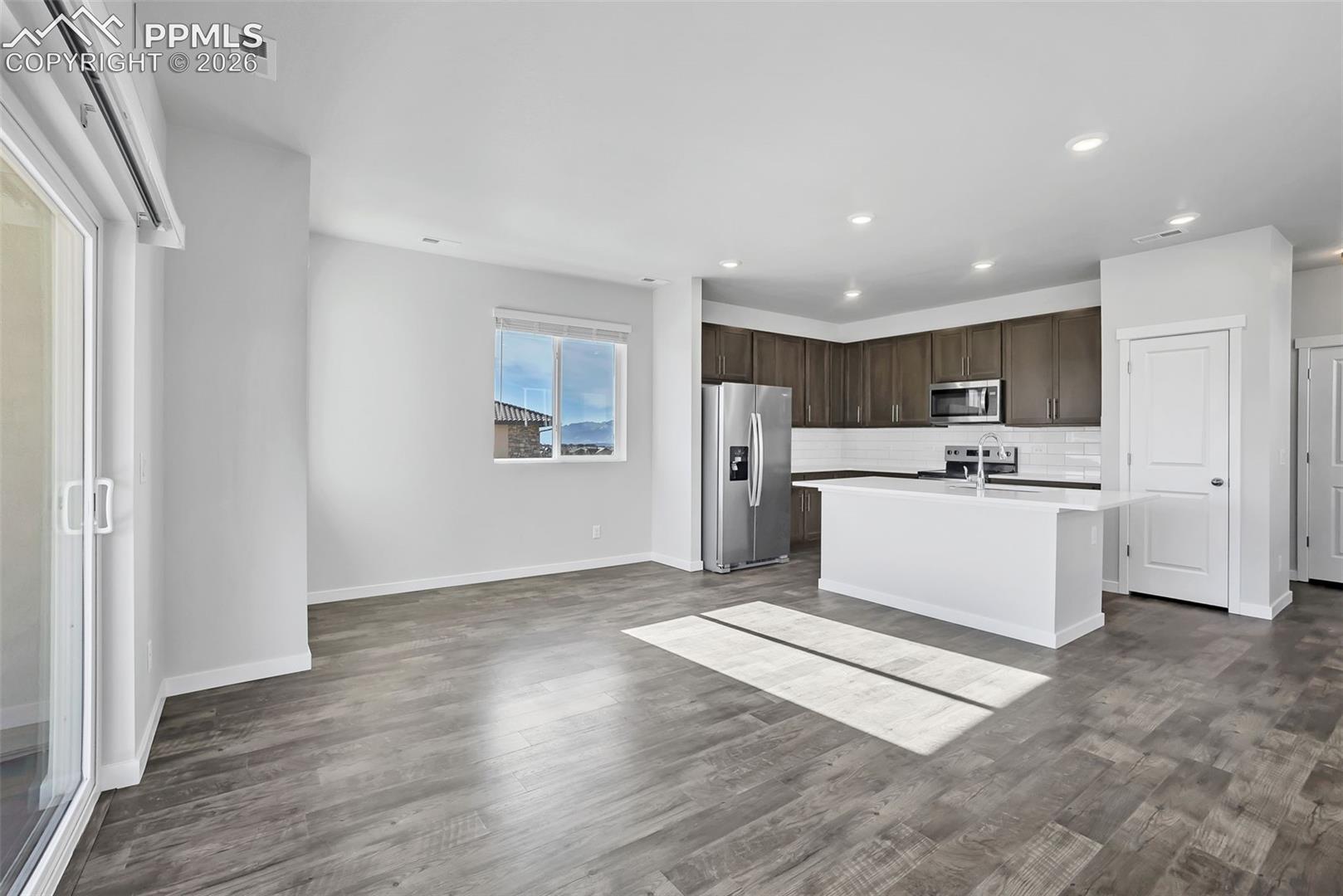 Listing photo 5 for 13621 Flurry Heights