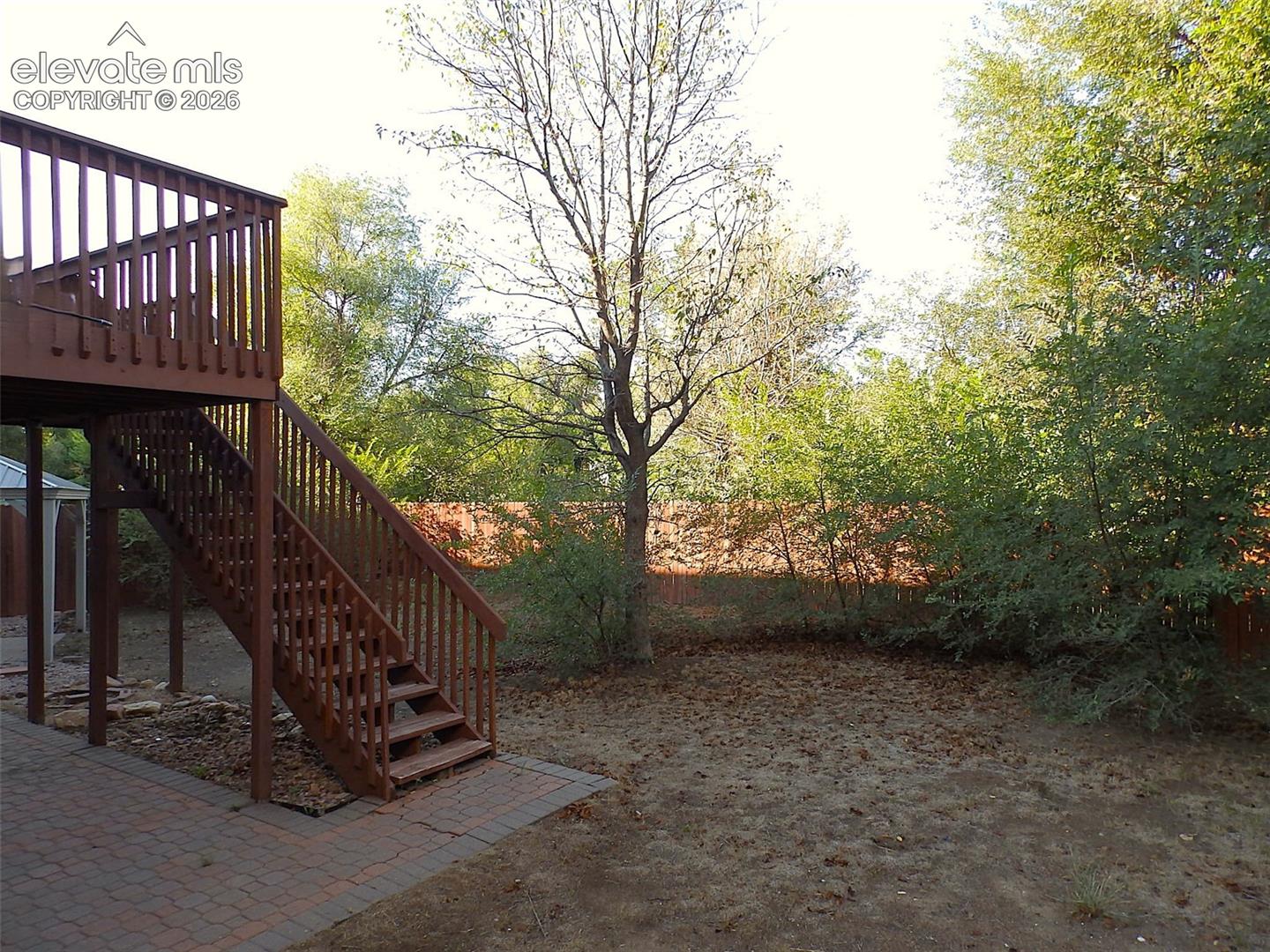 Listing photo 19 for 803 Ridgebury Place