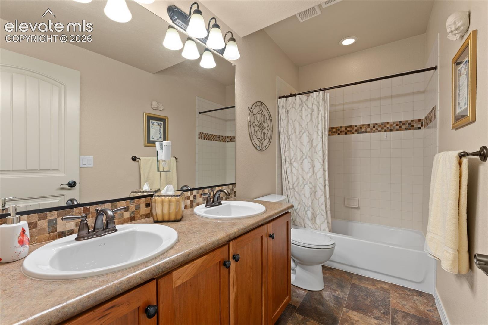 Listing photo 29 for 1168 Old North Gate Road