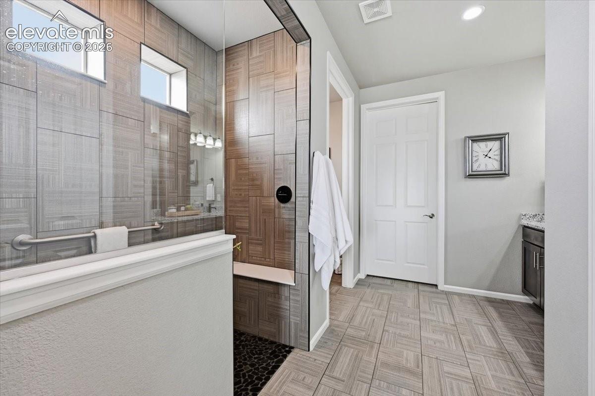 Listing photo 25 for 6670 Golden Briar Lane