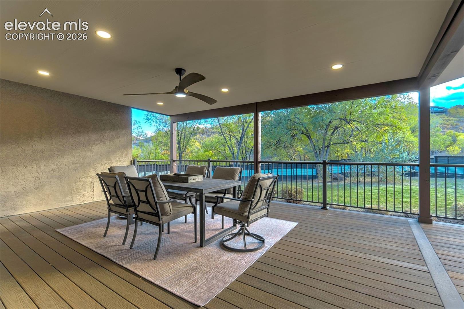 Listing photo 28 for 1825 Parkview Boulevard