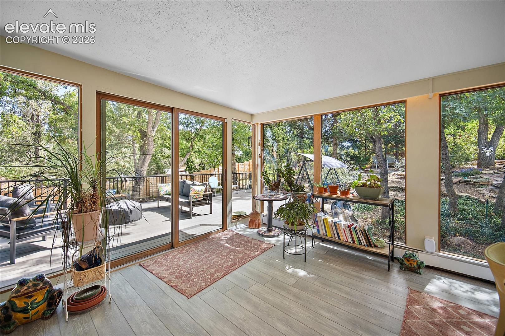 2201 Hercules Drive, photo 19