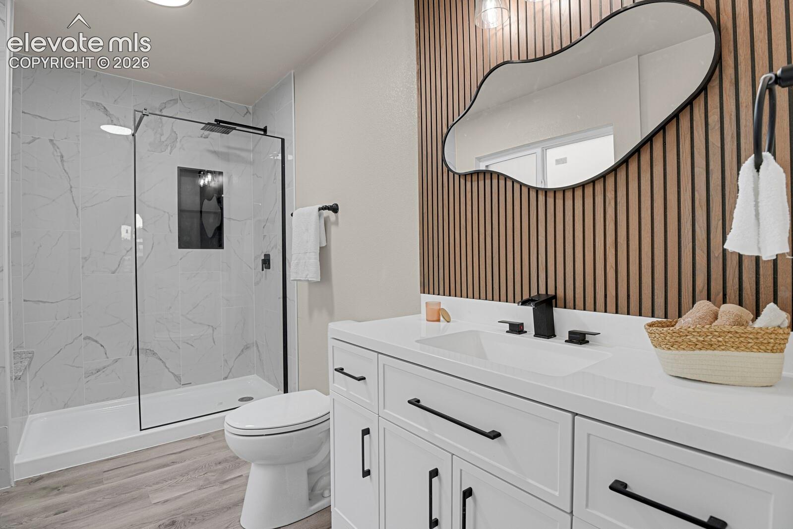 Listing photo 26 for 2614 Gunnison Street