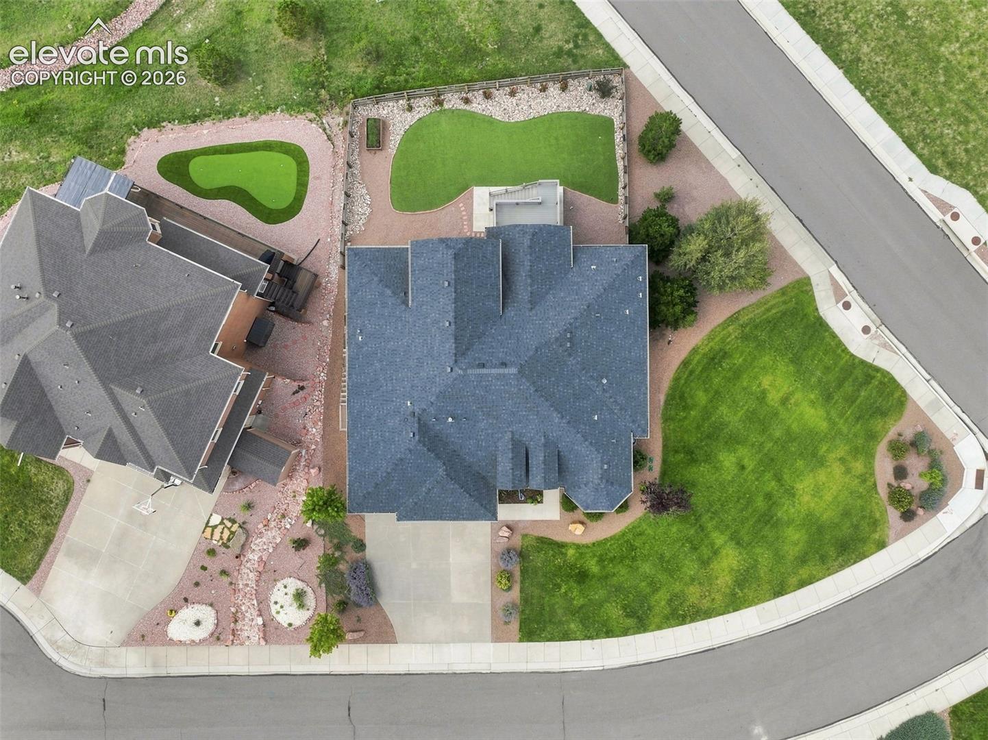 Listing photo 8 for 17796 Mining Way