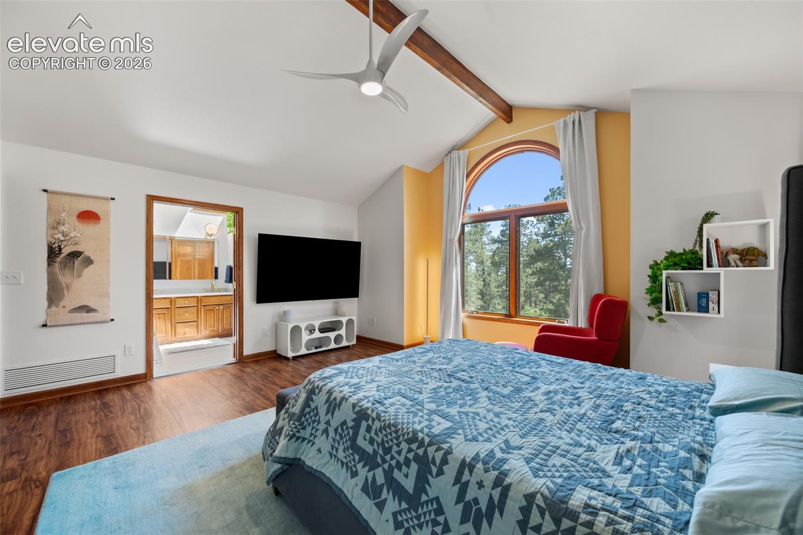 Listing photo 21 for 1675 Oakwood Drive