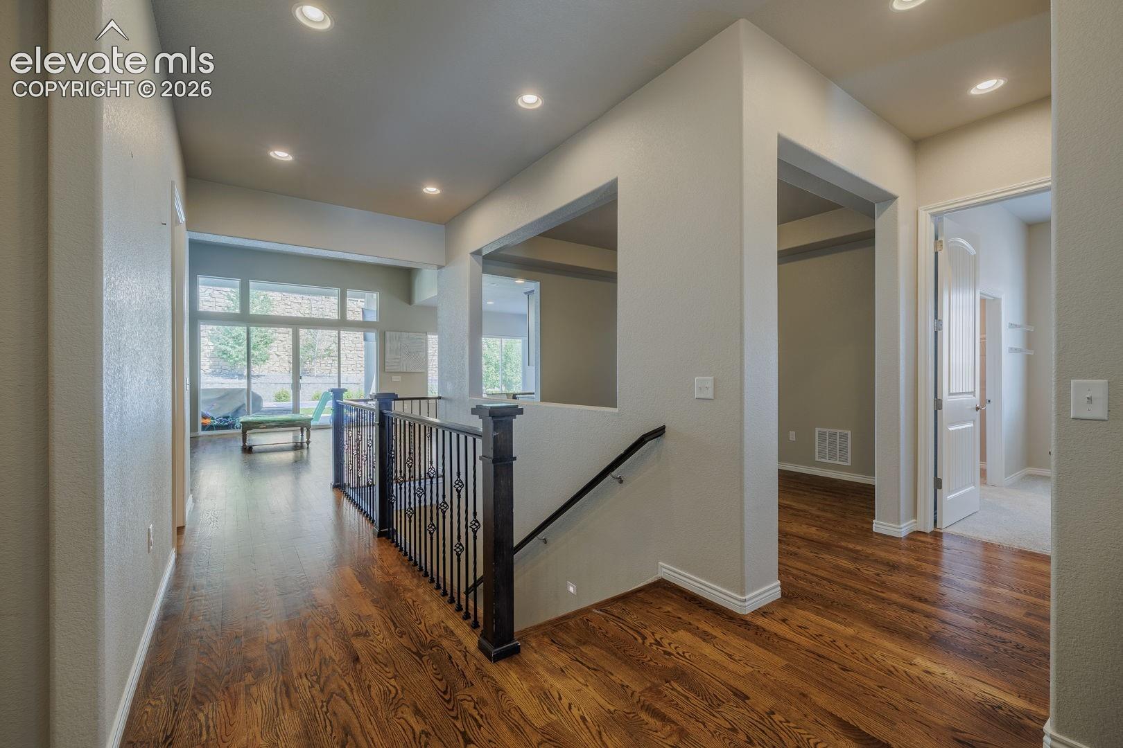 Listing photo 3 for 2266 Merlot Drive