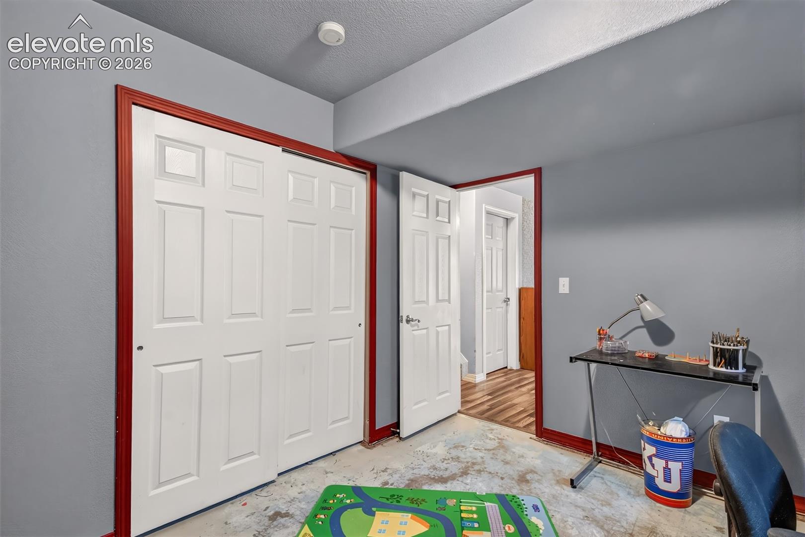 Listing photo 14 for 7358 Maybeck View