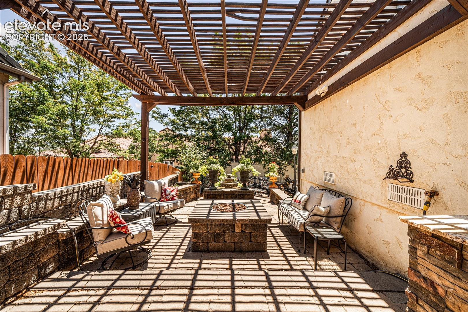 Listing photo 23 for 1416 Rancho Del Sol NA