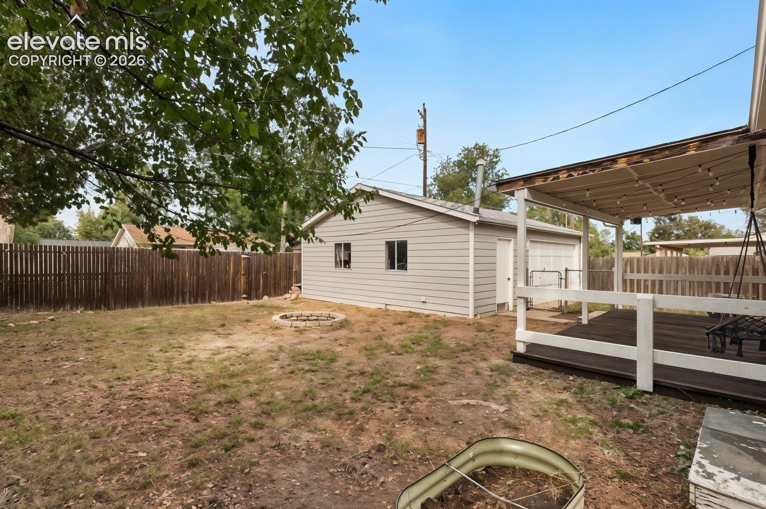 Listing photo 27 for 1138 Florence Avenue