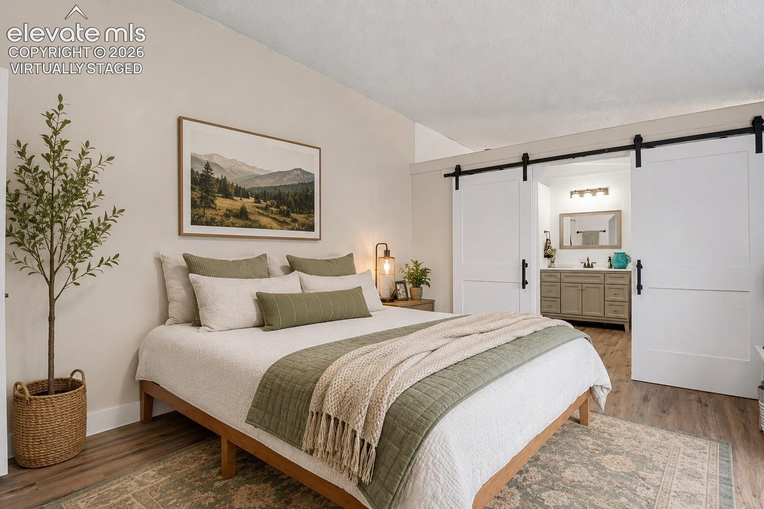 Listing photo 9 for 2329 Southpark Road