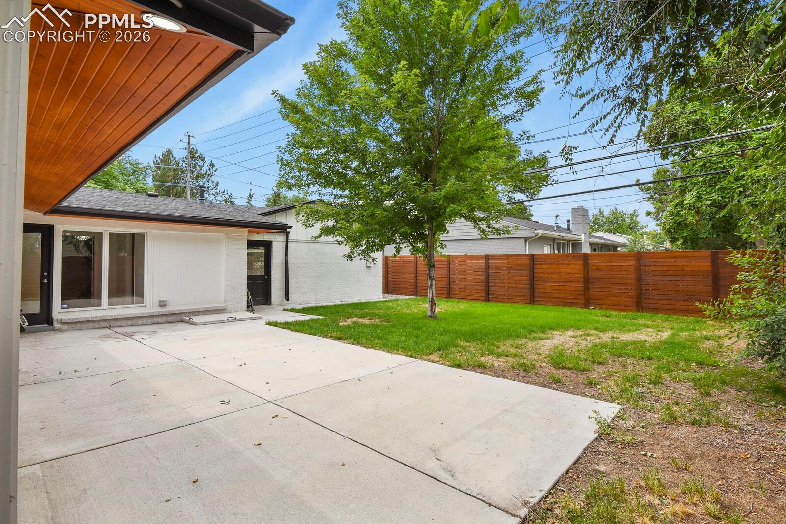 Listing photo 44 for 691 S Holly Street