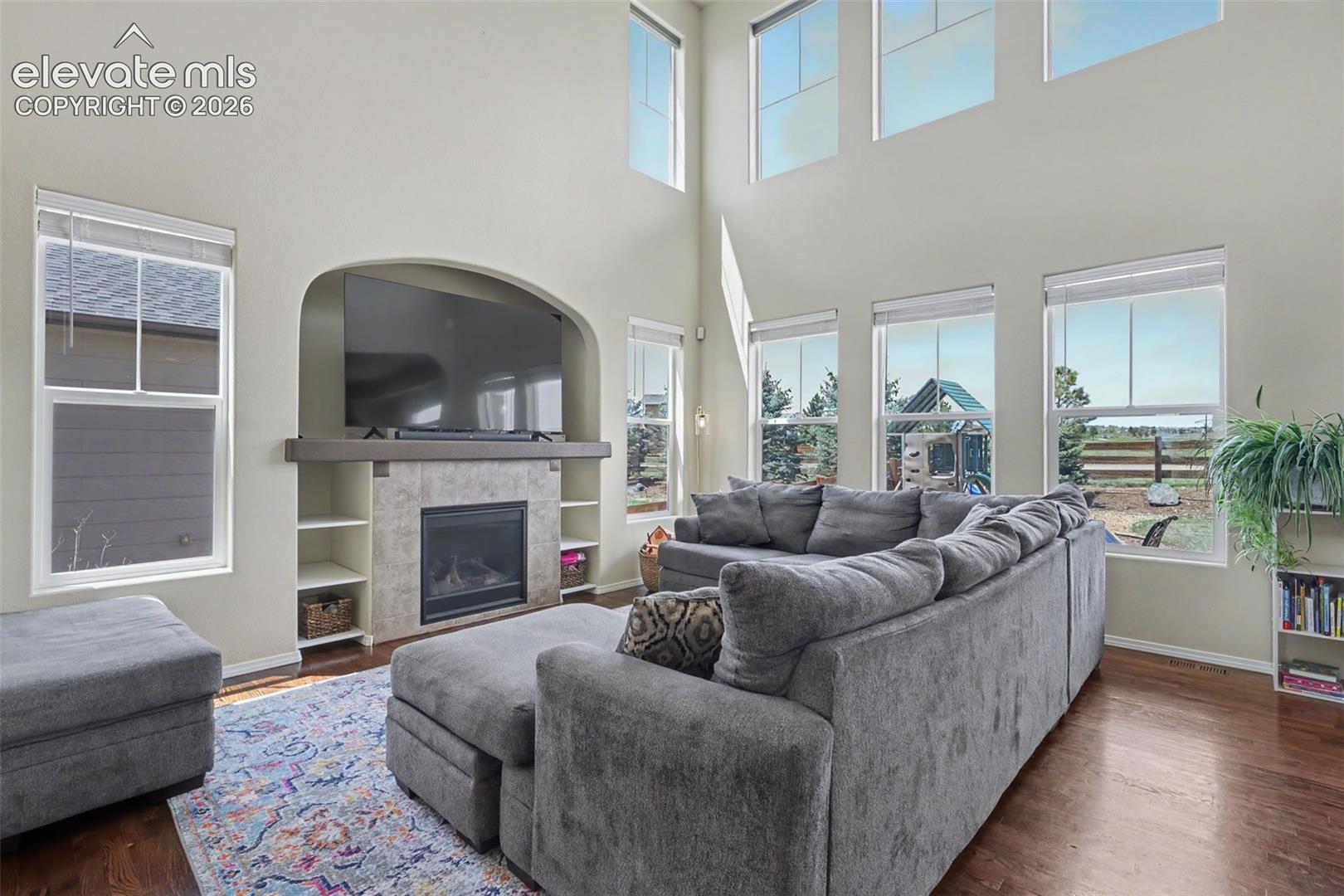 Listing photo 6 for 12172 Eagle Crest Court