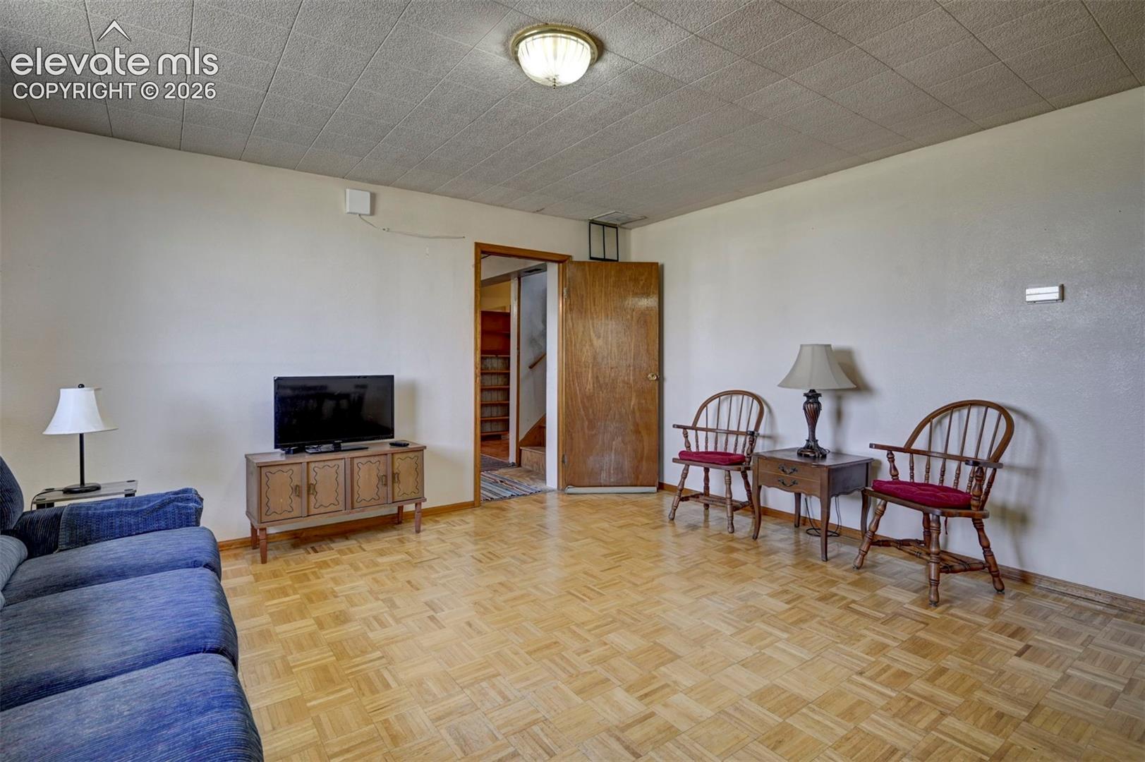 Listing photo 10 for 4125 Log Road