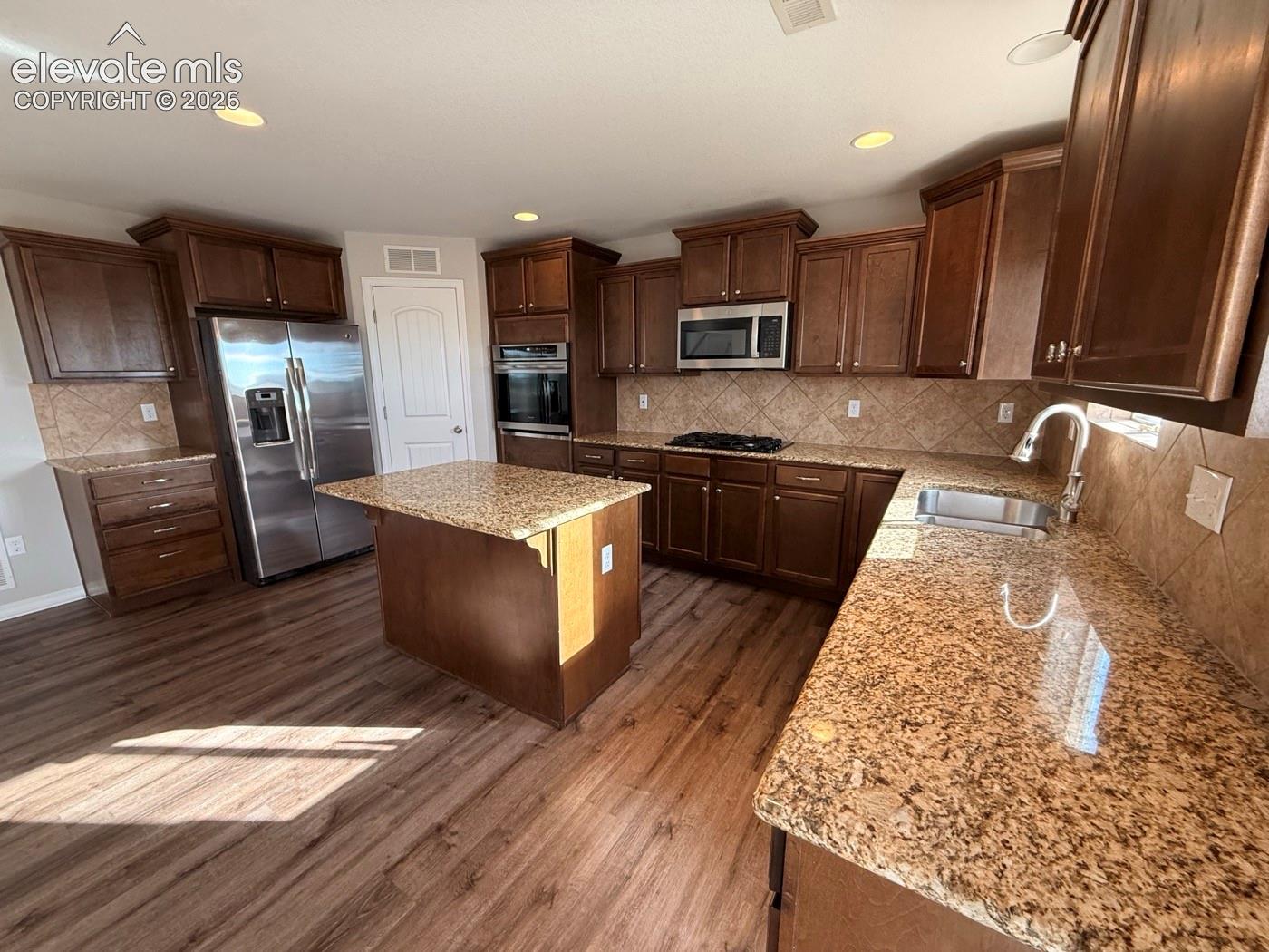Listing photo 23 for 7227 Trione Lane