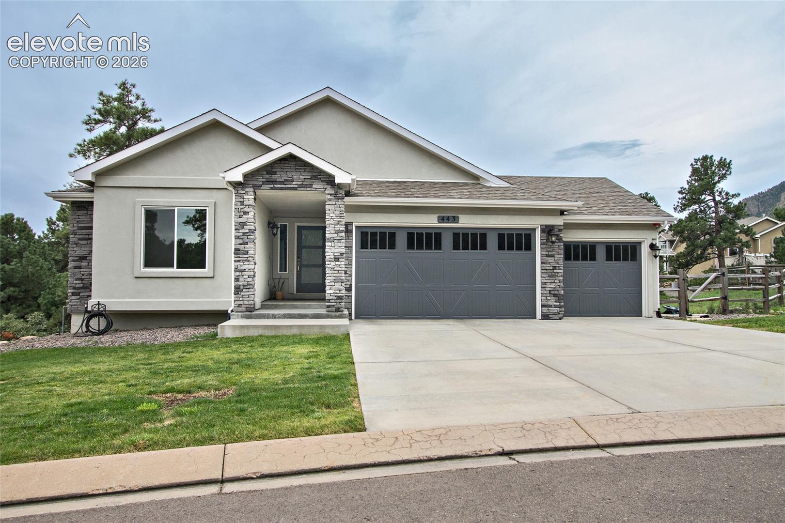 443 Stone Cottage Grove
