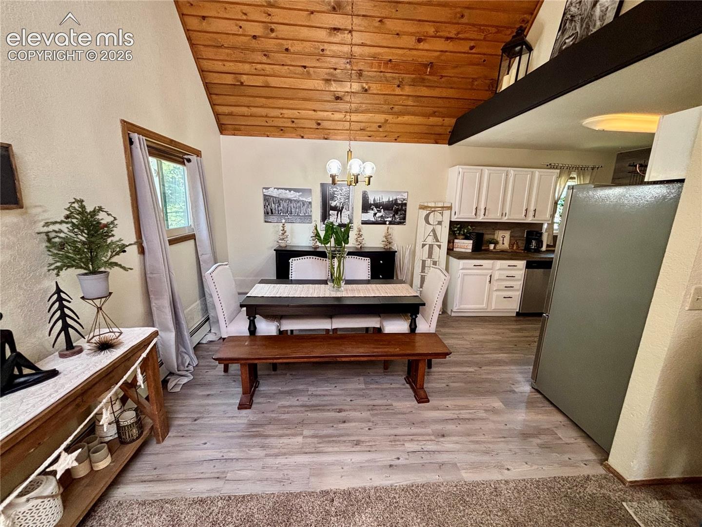 Listing photo 7 for 410 Hillcrest Avenue