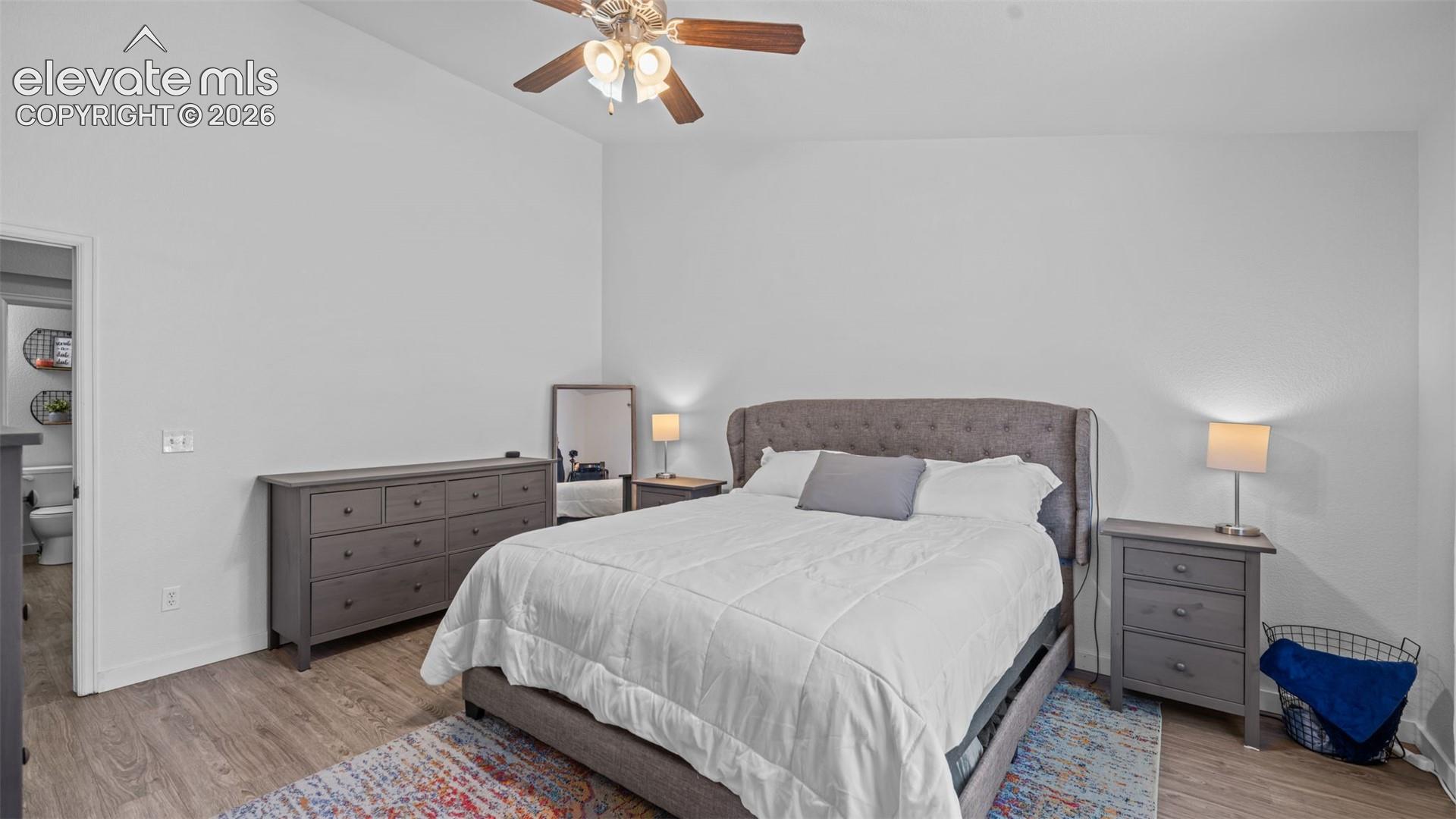 Listing photo 16 for 8068 Hollygrape Lane