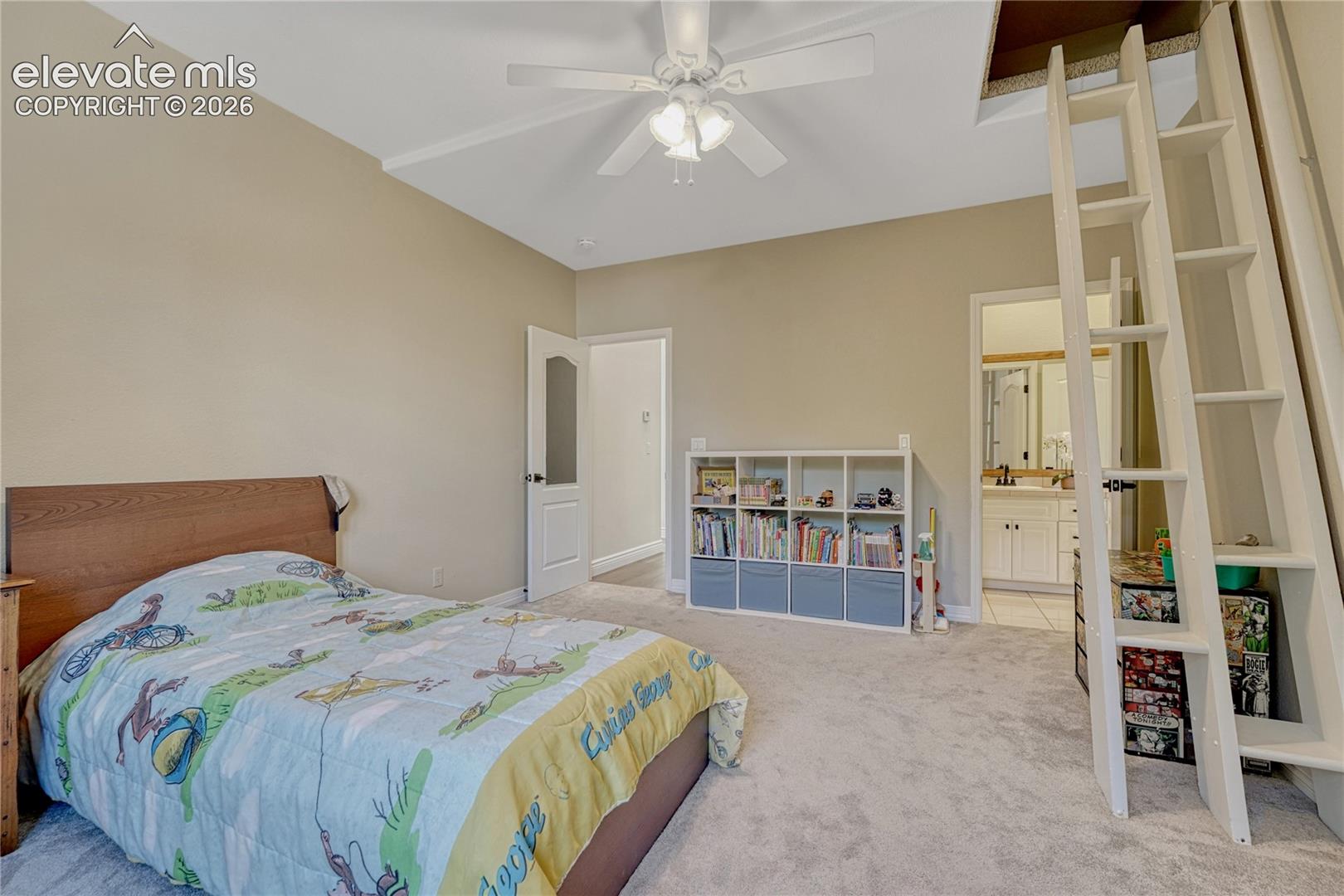 Listing photo 19 for 17180 Colonial Park Drive