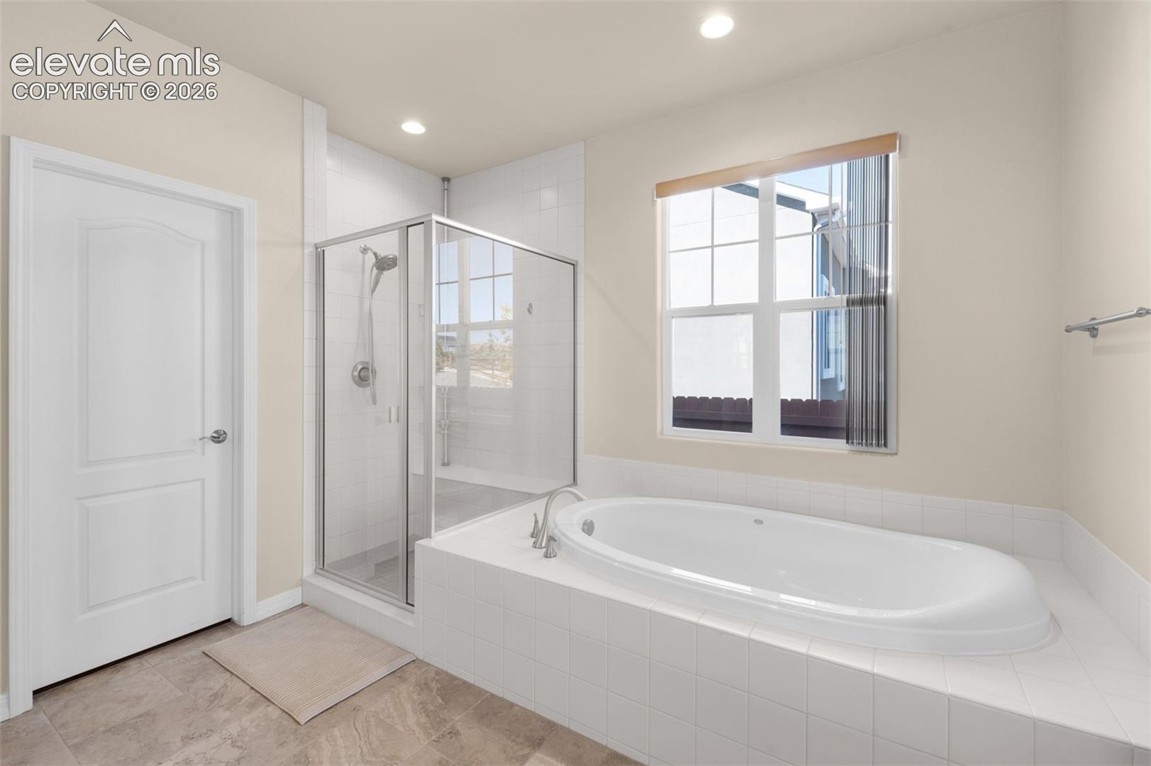 Listing photo 20 for 10933 Checo Way