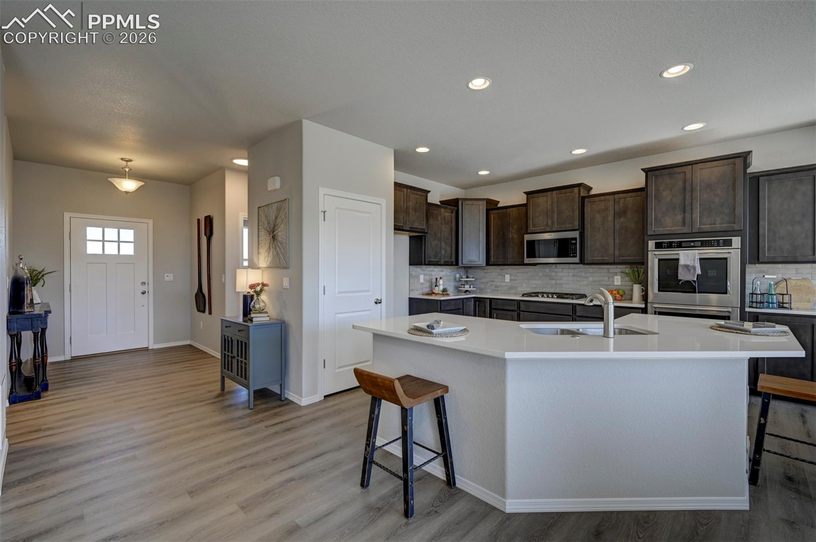 Listing photo 16 for 13051 Monument Vista Drive