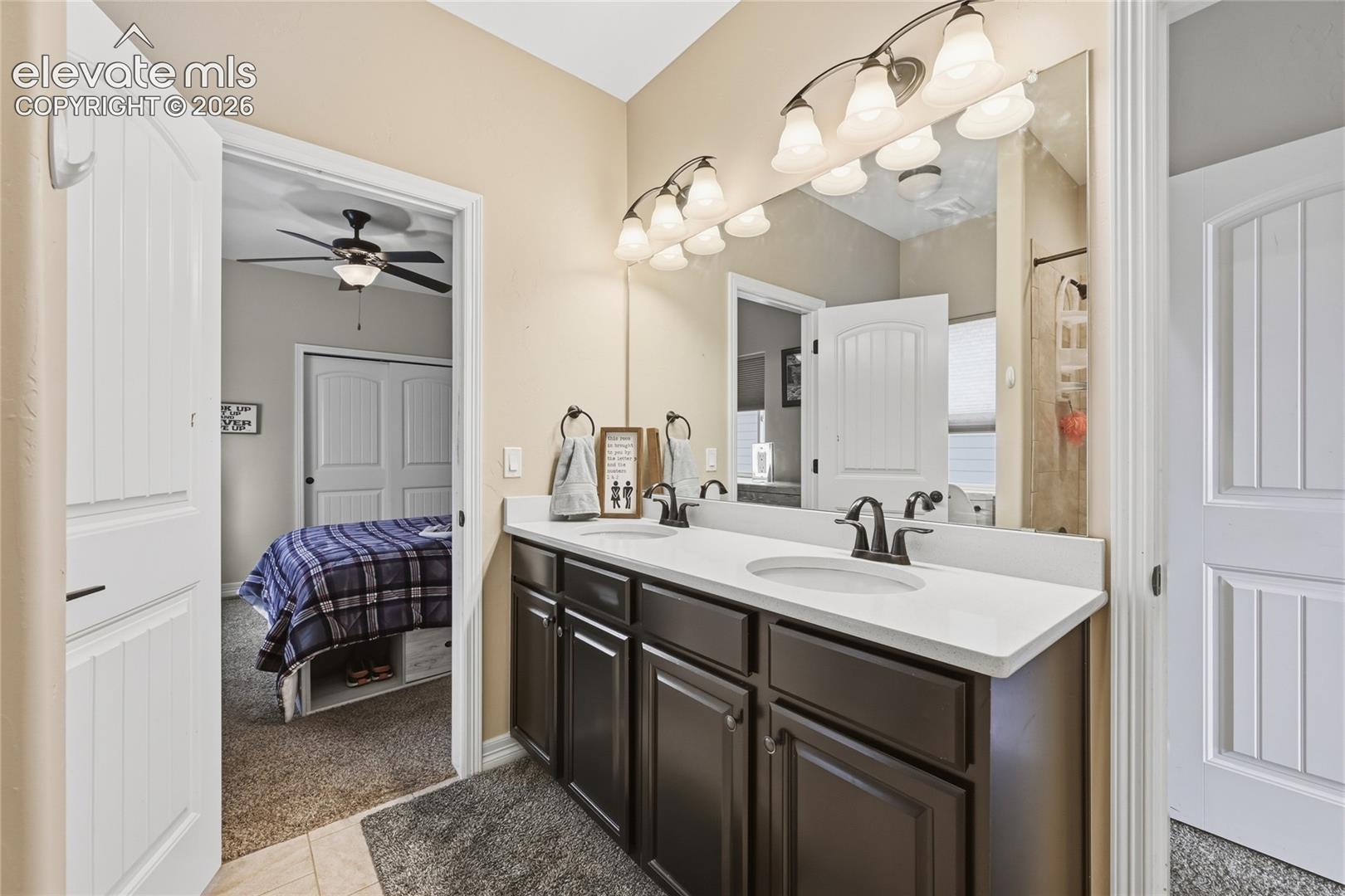 Listing photo 11 for 12611 Longview Park Lane