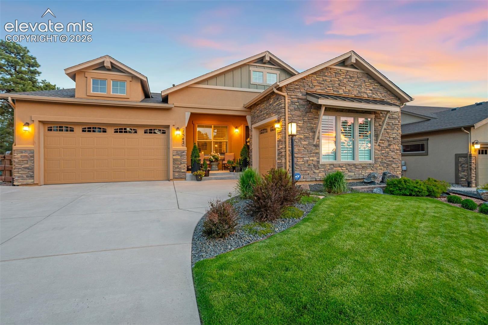 1542 Summerglow Lane