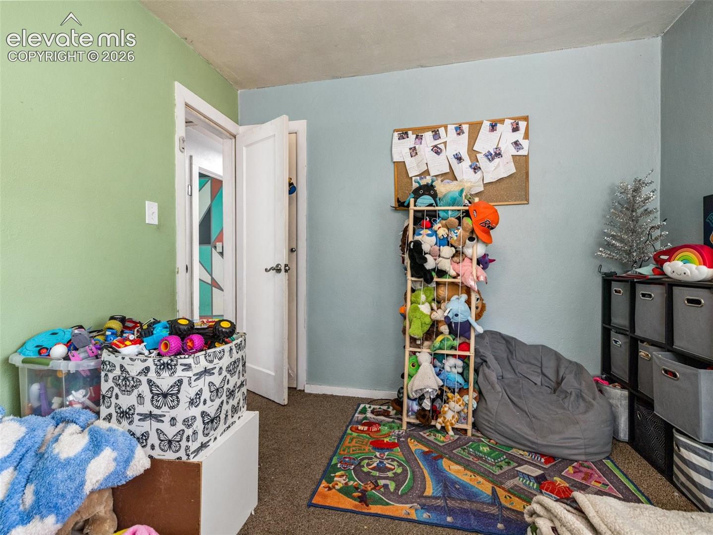 Listing photo 16 for 922 Jackson Street