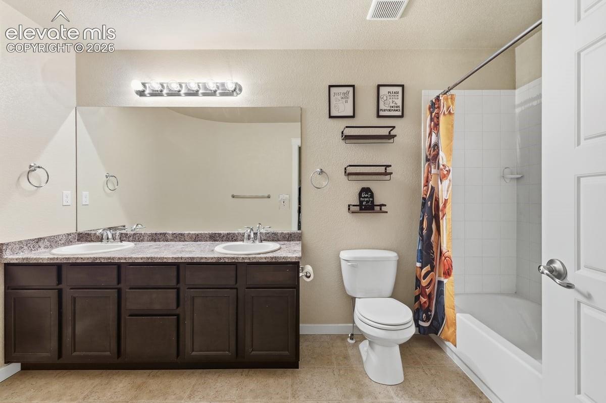 Listing photo 27 for 3502 Red Baron Drive