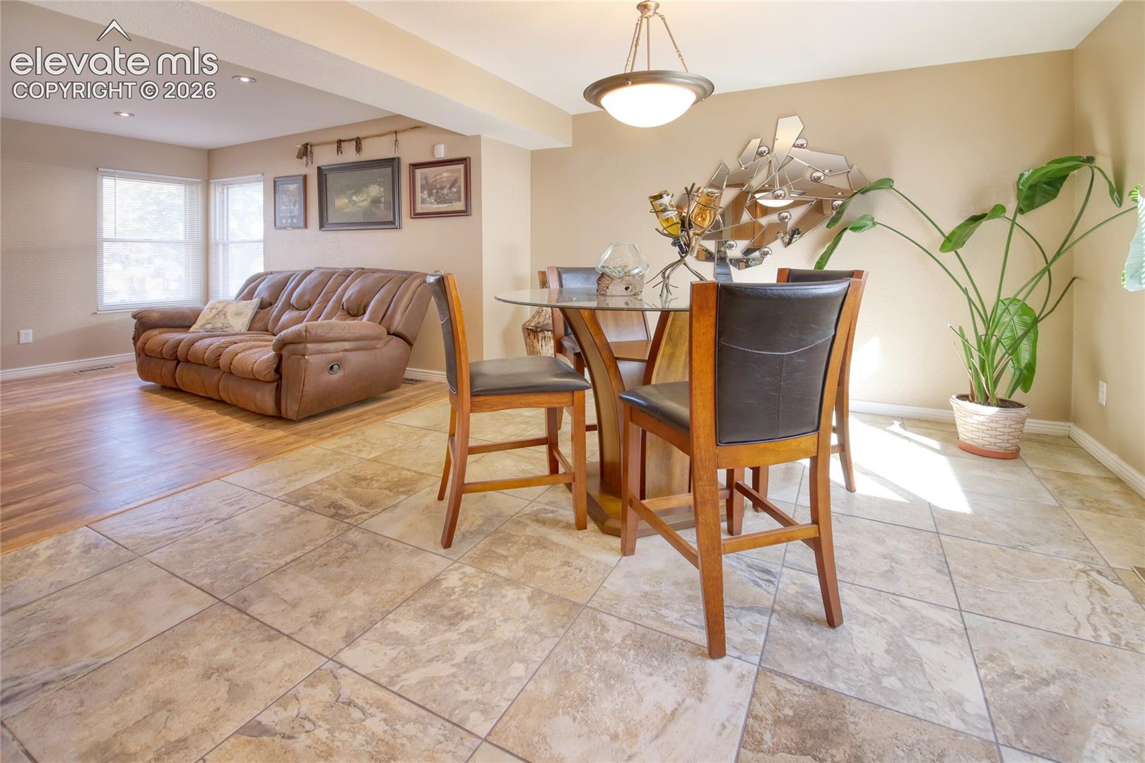 Listing photo 16 for 6425 Galway Drive