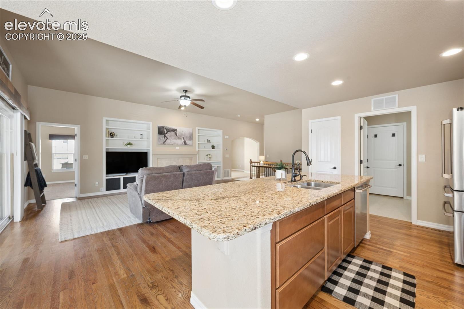 Listing photo 12 for 7966 Mount Hayden Drive