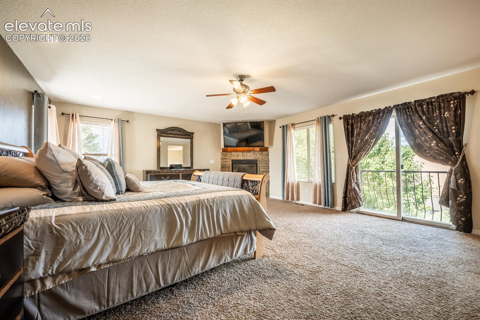 Listing photo 23 for 5078 Hummingbird Court