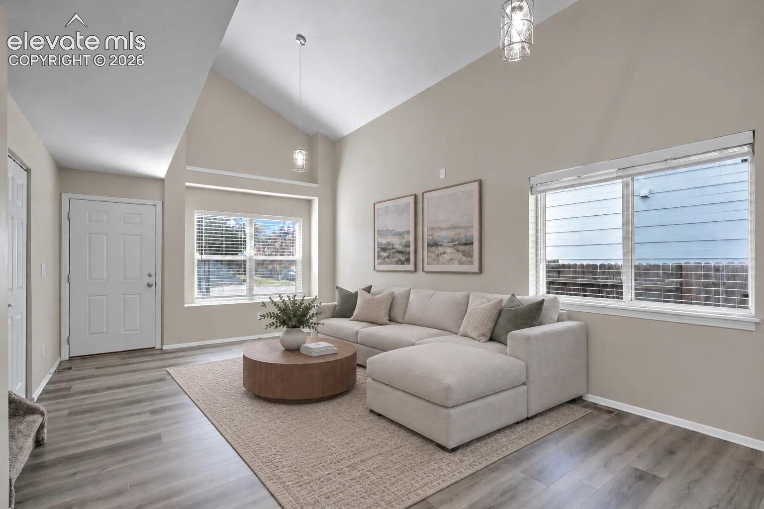 1542 4th Street, photo 5