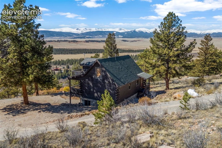1995 Bonell Drive — listing photo