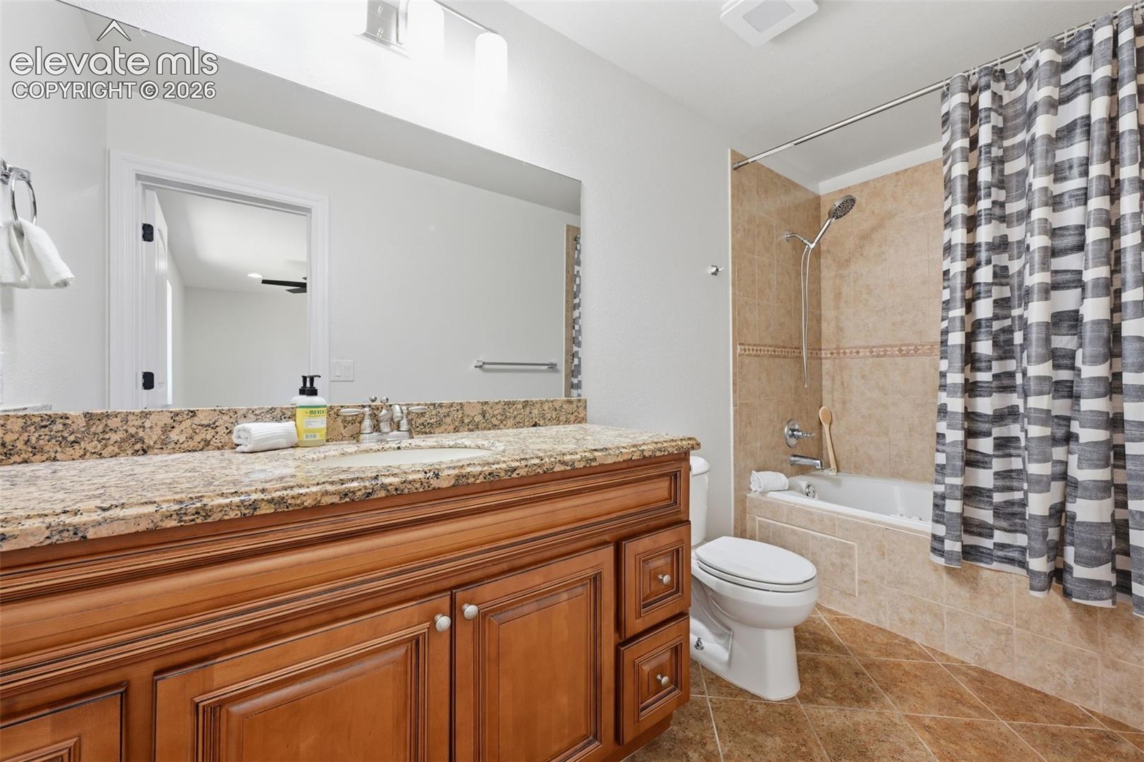Listing photo 29 for 780 Bayfield Drive