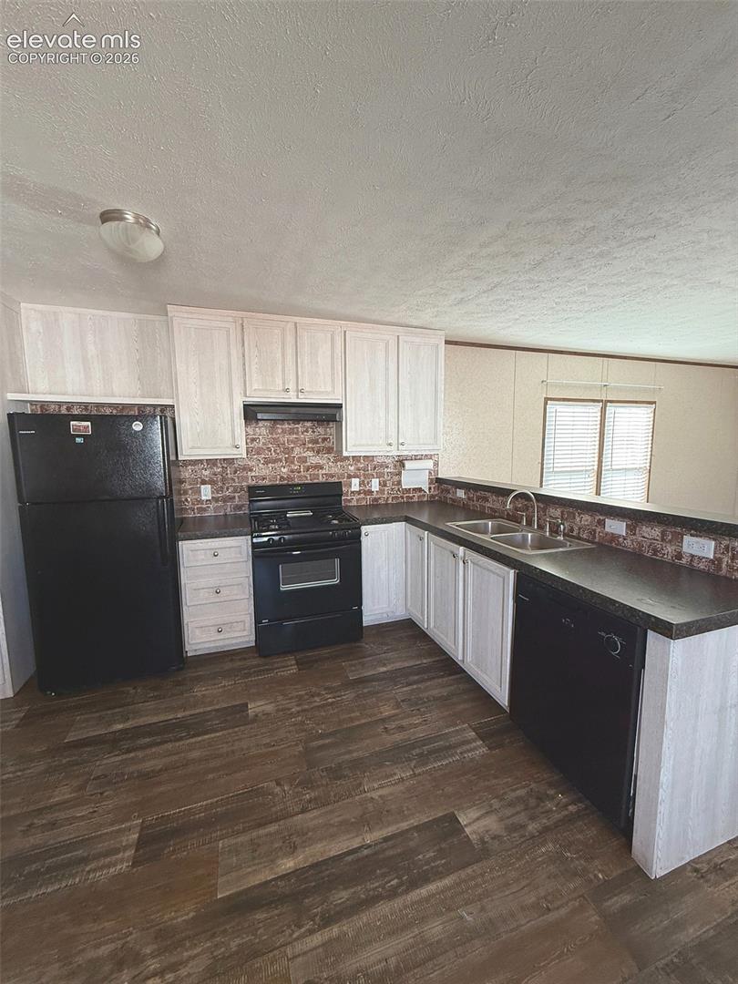 Listing photo 8 for 999 Fortino Boulevard 28