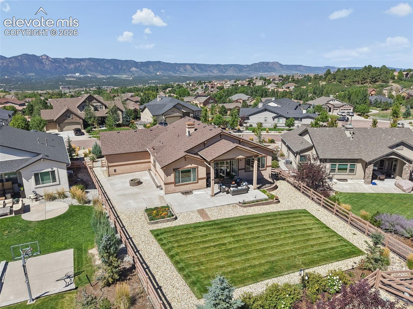 Listing photo 6 for 12794 Pensador Drive