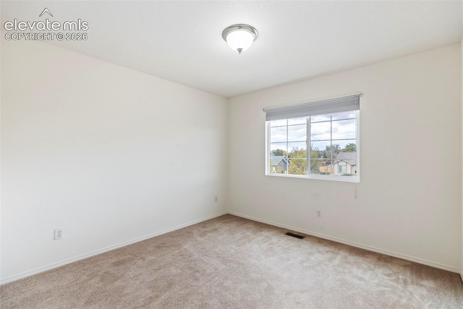 Listing photo 28 for 11213 Palmers Green Drive