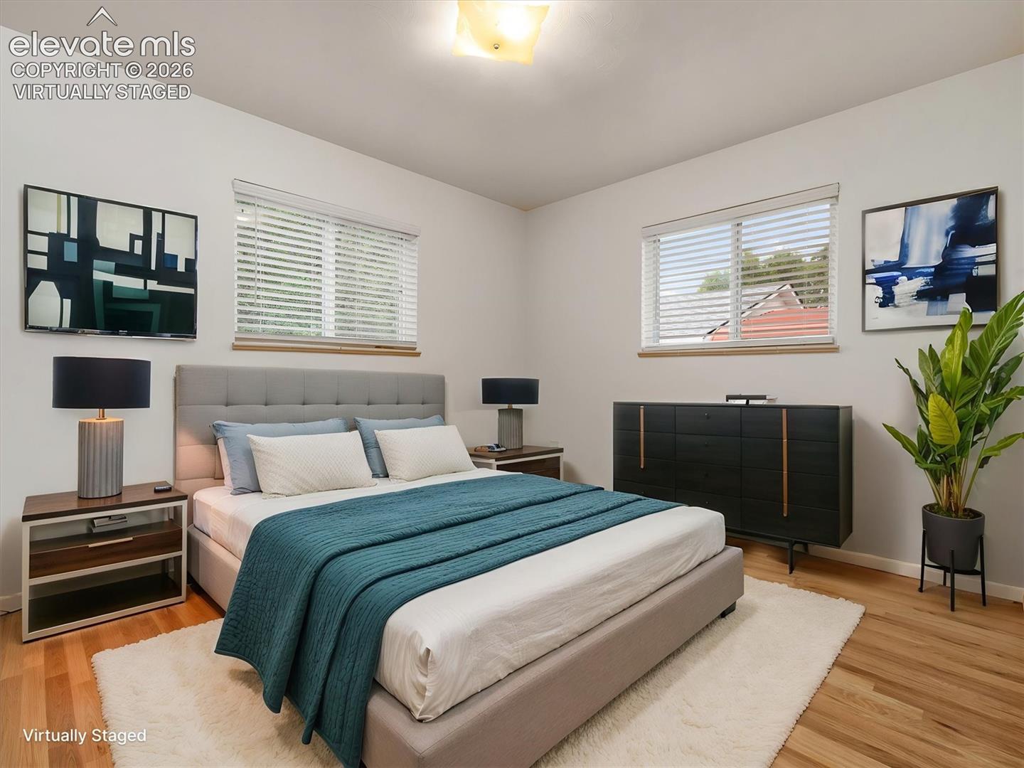 Listing photo 12 for 321 W Adams Avenue