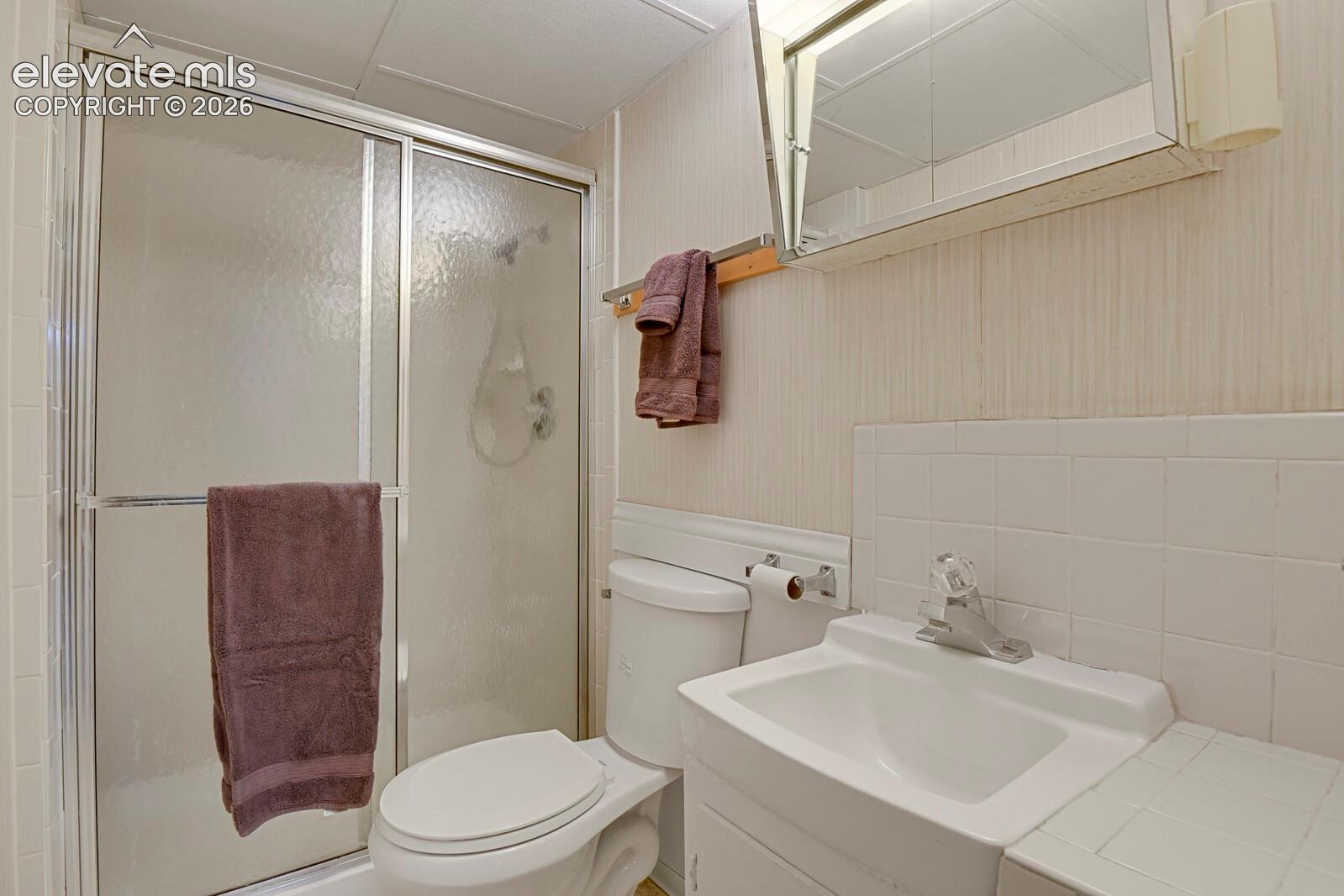 6820 Cliff Palace Court, photo 35