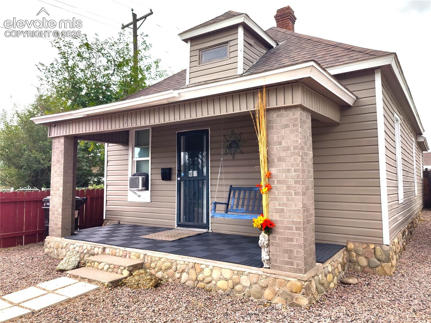 710 McCulley Avenue — listing photo