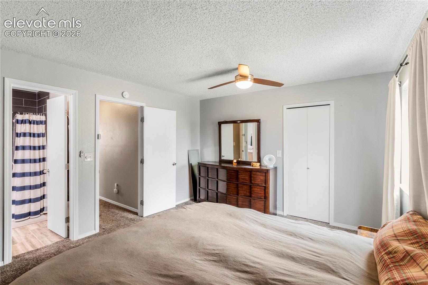 Listing photo 15 for 4660 Badlands Court