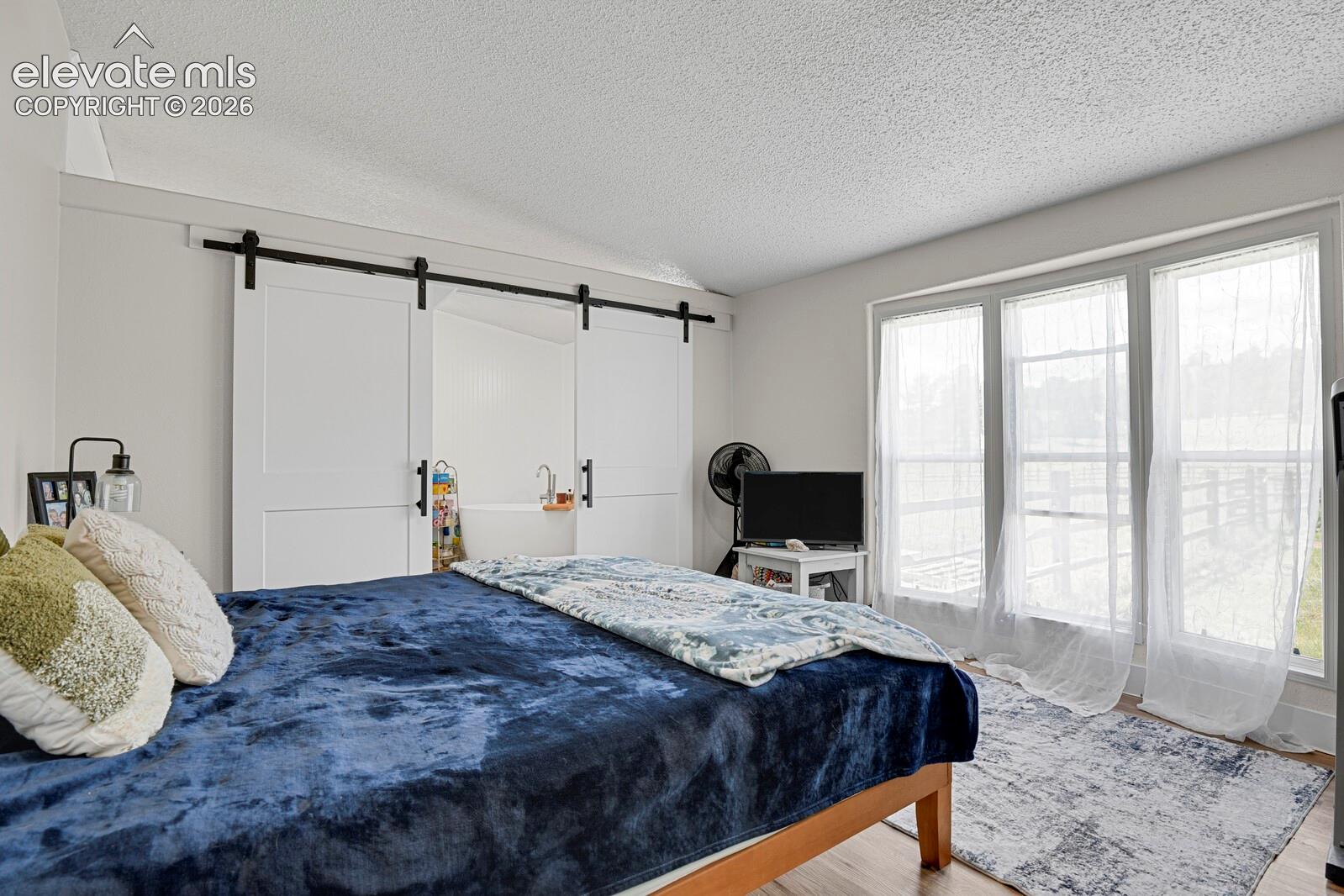 Listing photo 22 for 2329 Southpark Road