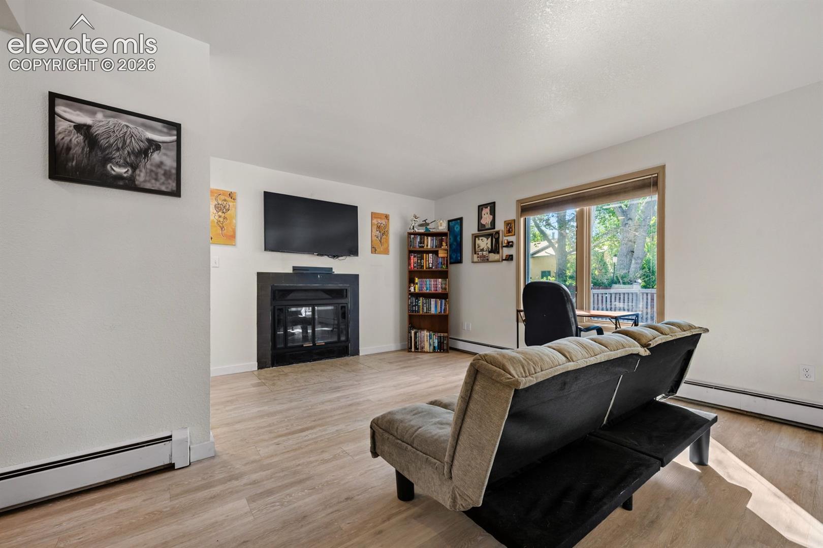 Listing photo 16 for 111 Ironweed Drive